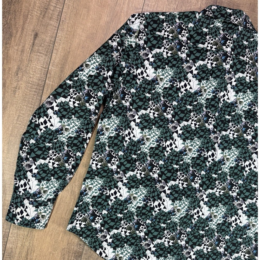 Robert Graham Finchley Green Geo Skull Bud Mens Med Flip Cuff Button Up Shirt - Picture 6 of 12